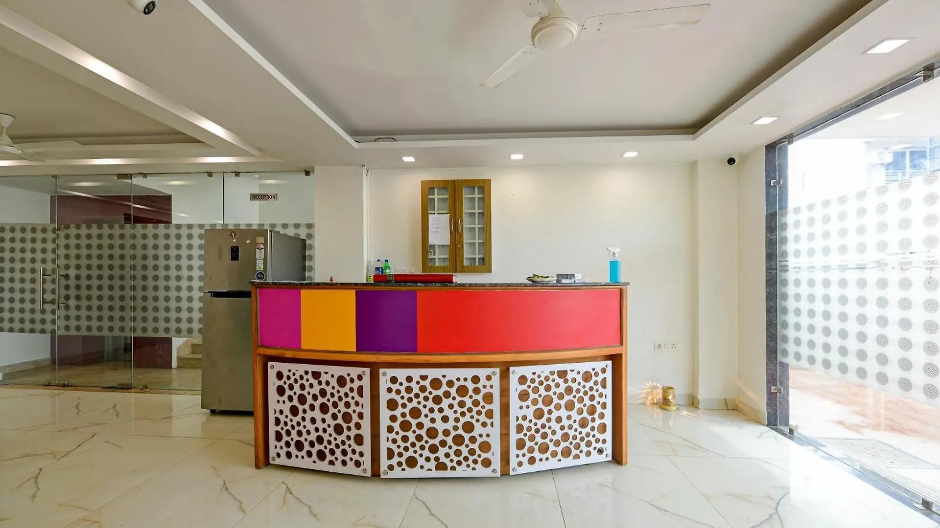 Hotel Leaf 9 Boutique, Near Golf Course Road And Galleria Market Gurgaon